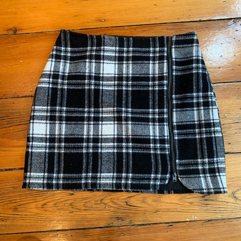 b&w plaid zip-up miniskirt from Hollister